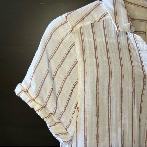 Abercrombie & Fitch Button Up - Picture 3 of 5